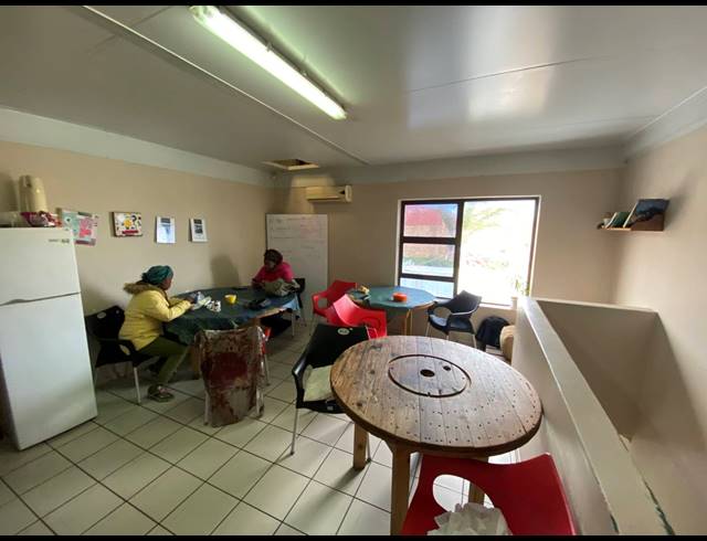 885M² WAREHOUSE FOR SALE IN KILLARNEY GARDENS